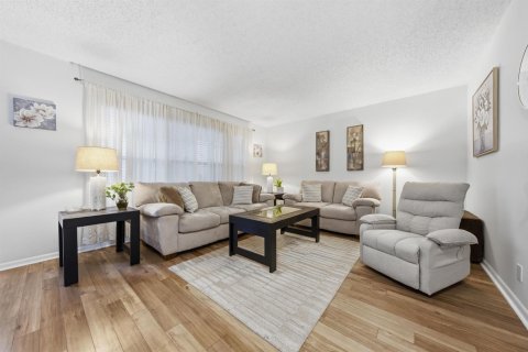 Condo à West Palm Beach, Floride, 1 chambre  № 2271472