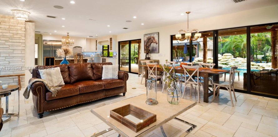 Casa en Miami, Florida 3 dormitorios, 183.02 m2 № 1983702