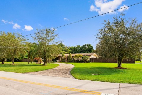 Casa en venta en Miami, Florida, 3 dormitorios, 183.02 m2 № 1983702 - foto 22