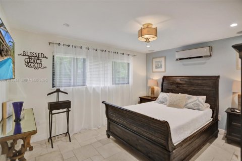 Casa en venta en Miami, Florida, 3 dormitorios, 183.02 m2 № 1983702 - foto 18