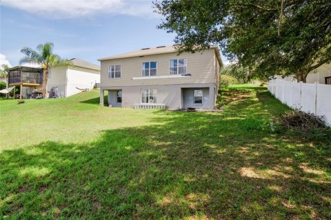 House in Clermont, Florida 3 bedrooms, 147.81 sq.m. № 2393696 - photo 21