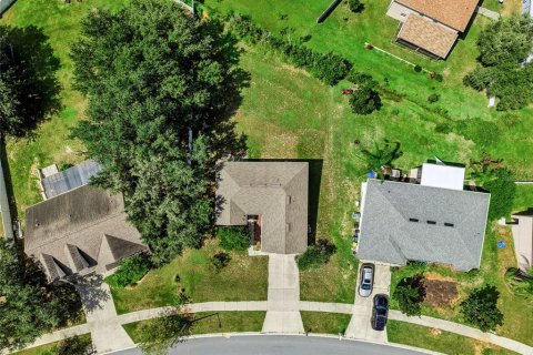 House in Clermont, Florida 3 bedrooms, 147.81 sq.m. № 2393696 - photo 24