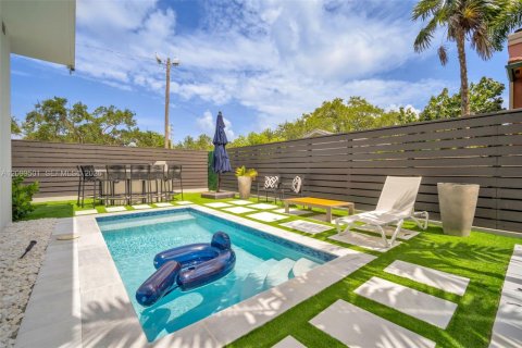 Adosado en venta en Fort Lauderdale, Florida, 3 dormitorios, 191.75 m2 № 2400537 - foto 4