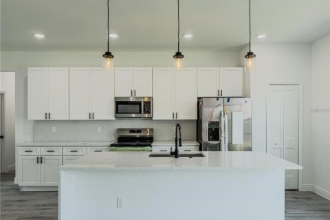 Villa ou maison à louer à Ocala, Floride: 4 chambres, 164.81 m2 № 2097759 - photo 29