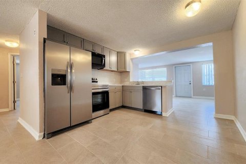 Villa ou maison à louer à Hudson, Floride: 3 chambres, 125.23 m2 № 2419564 - photo 5