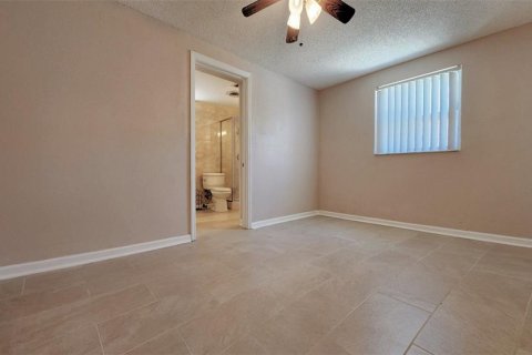 Villa ou maison à louer à Hudson, Floride: 3 chambres, 125.23 m2 № 2419564 - photo 18