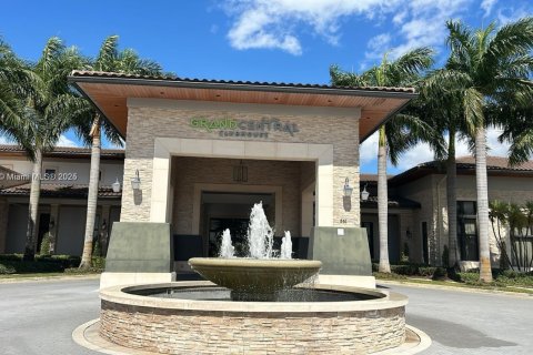 Condo in Doral, Florida, 2 bedrooms  № 1860175 - photo 3