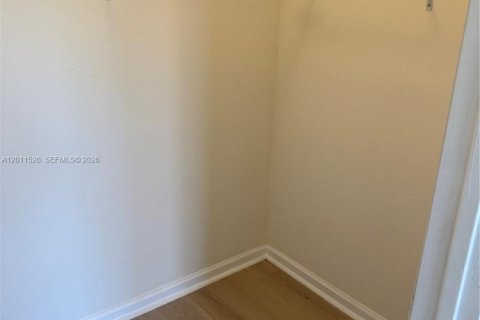 Touwnhouse à vendre à Homestead, Floride: 4 chambres, 178 m2 № 2075336 - photo 11