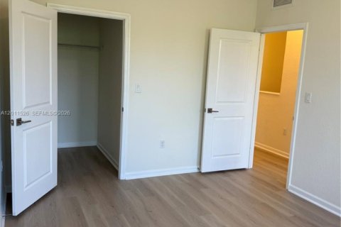 Touwnhouse à vendre à Homestead, Floride: 4 chambres, 178 m2 № 2075336 - photo 7
