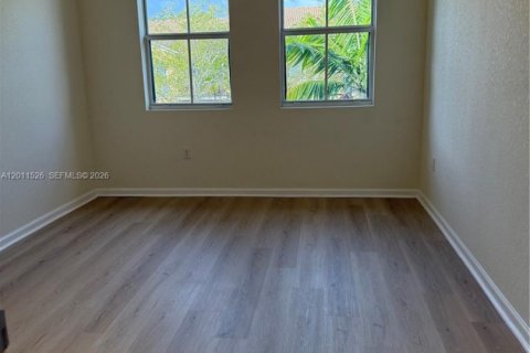 Touwnhouse à vendre à Homestead, Floride: 4 chambres, 178 m2 № 2075336 - photo 17