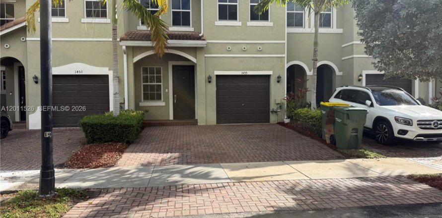 Touwnhouse à Homestead, Floride 4 chambres, 178 m2 № 2075336