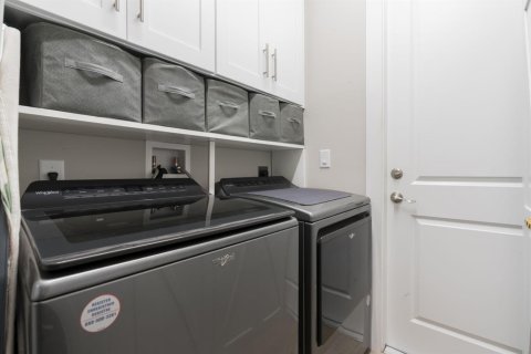 Villa ou maison à vendre à Port St. Lucie, Floride: 4 chambres, 199 m2 № 2417573 - photo 6