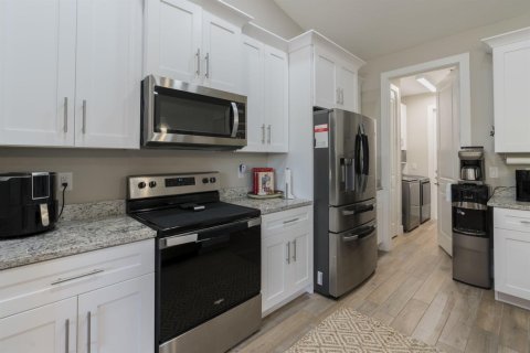 Villa ou maison à vendre à Port St. Lucie, Floride: 4 chambres, 199 m2 № 2417573 - photo 5