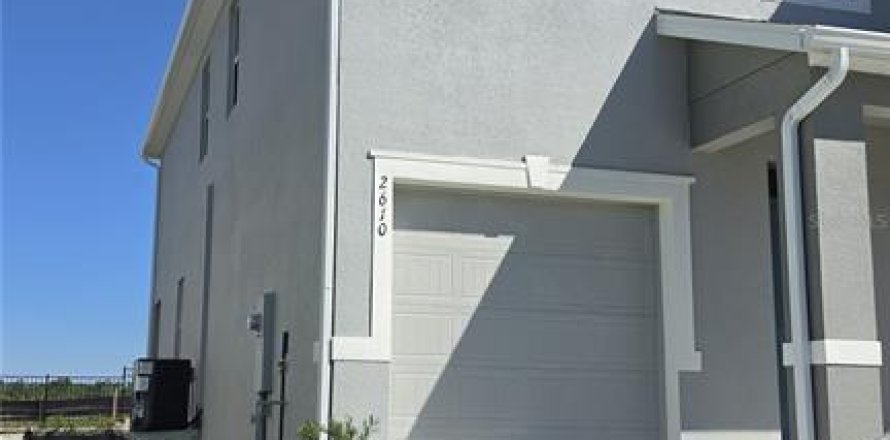 Touwnhouse à Davenport, Floride 3 chambres, 163.32 m2 № 2425384