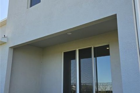 Touwnhouse à louer à Davenport, Floride: 3 chambres, 163.32 m2 № 2425384 - photo 8