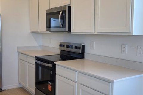 Touwnhouse à louer à Davenport, Floride: 3 chambres, 163.32 m2 № 2425384 - photo 5