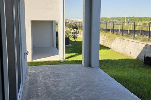 Touwnhouse à louer à Davenport, Floride: 3 chambres, 163.32 m2 № 2425384 - photo 13