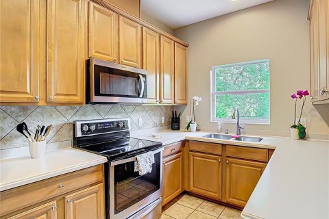 Townhouse in Apopka, Florida 3 bedrooms, 169.64 sq.m. № 1744282 - photo 5