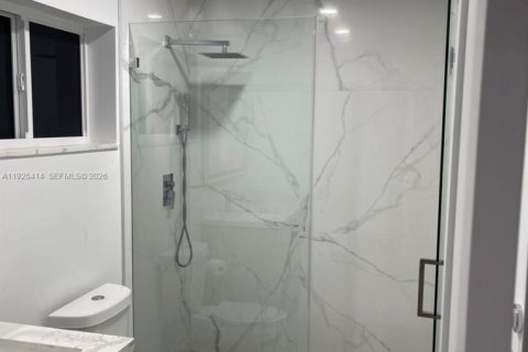 Villa ou maison à vendre à Miramar, Floride: 3 chambres, 129.6 m2 № 2000209 - photo 9