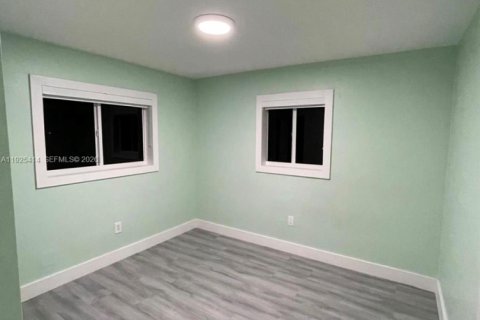 Villa ou maison à vendre à Miramar, Floride: 3 chambres, 129.6 m2 № 2000209 - photo 14