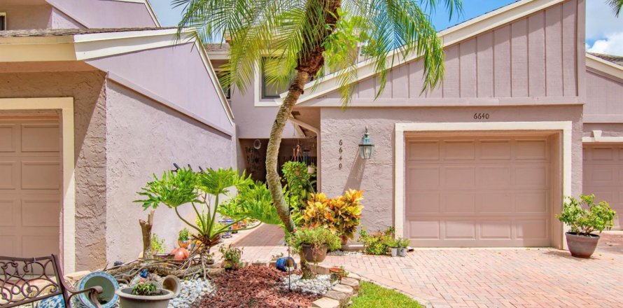 Touwnhouse à Boca Raton, Floride 3 chambres, 172.8 m2 № 2251543
