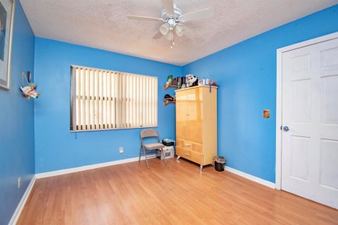Touwnhouse à vendre à Boca Raton, Floride: 3 chambres, 172.8 m2 № 2251543 - photo 20