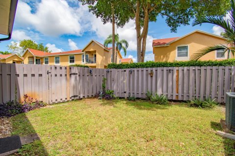 Touwnhouse à vendre à Boca Raton, Floride: 3 chambres, 172.8 m2 № 2251543 - photo 22