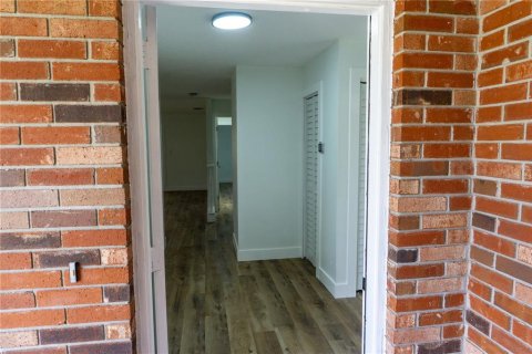 House in Lakeland, Florida 3 bedrooms, 150.69 sq.m. № 1808531 - photo 16