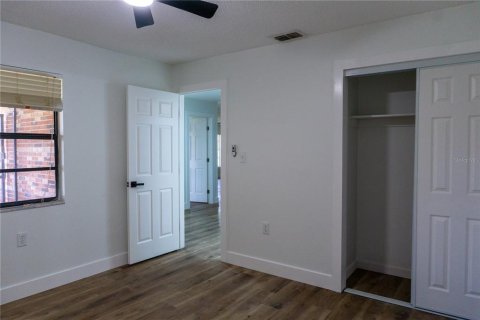 House in Lakeland, Florida 3 bedrooms, 150.69 sq.m. № 1808531 - photo 27