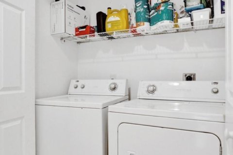 Condo in Boynton Beach, Florida, 2 bedrooms  № 2082099 - photo 20