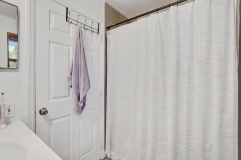 Condo in Boynton Beach, Florida, 2 bedrooms  № 2082099 - photo 18