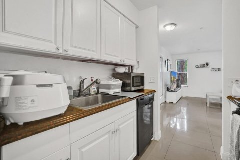 Condo in Boynton Beach, Florida, 2 bedrooms  № 2082099 - photo 13