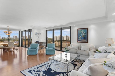 Condominio en venta en Aventura, Florida, 2 dormitorios, 169.55 m2 № 1817652 - foto 12