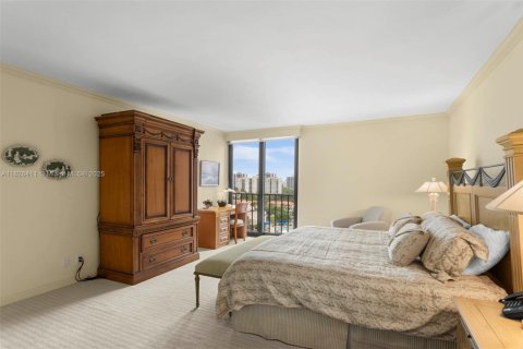 Condominio en venta en Aventura, Florida, 2 dormitorios, 169.55 m2 № 1817652 - foto 15