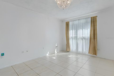Villa ou maison à vendre à Port Richey, Floride: 2 chambres, 123.75 m2 № 2398679 - photo 13