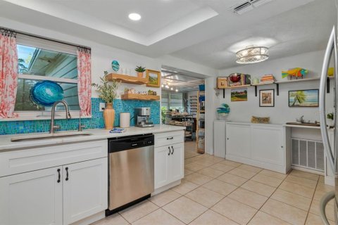 Villa ou maison à vendre à Port Richey, Floride: 2 chambres, 123.75 m2 № 2398679 - photo 25