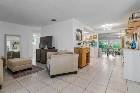Villa ou maison à vendre à Port Richey, Floride: 2 chambres, 123.75 m2 № 2398679 - photo 5