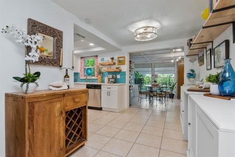 Villa ou maison à vendre à Port Richey, Floride: 2 chambres, 123.75 m2 № 2398679 - photo 17