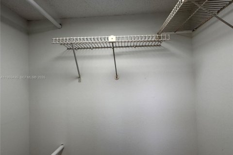 Copropriété à louer à North Lauderdale, Floride: 2 chambres, 92.9 m2 № 2022081 - photo 4