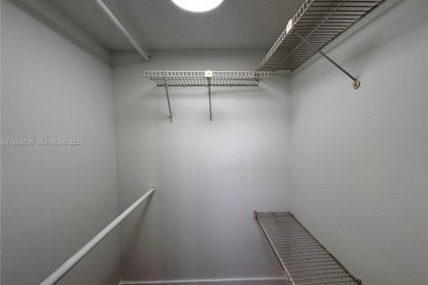 Copropriété à louer à North Lauderdale, Floride: 2 chambres, 92.9 m2 № 2022081 - photo 9