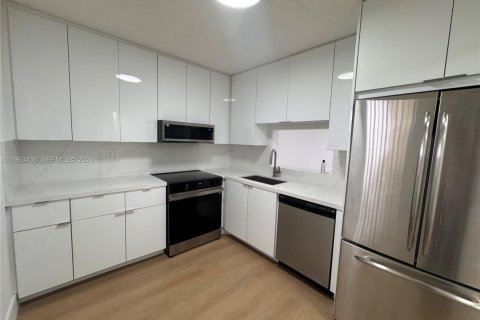 Condo à North Lauderdale, Floride, 2 chambres  № 2022081