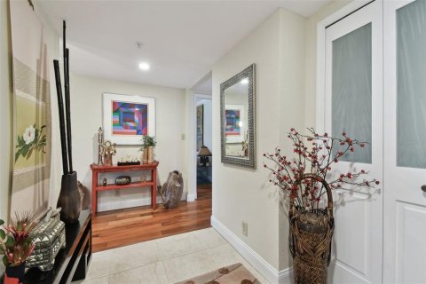 Copropriété à vendre à Palm Harbor, Floride: 2 chambres, 154.22 m2 № 1422512 - photo 3