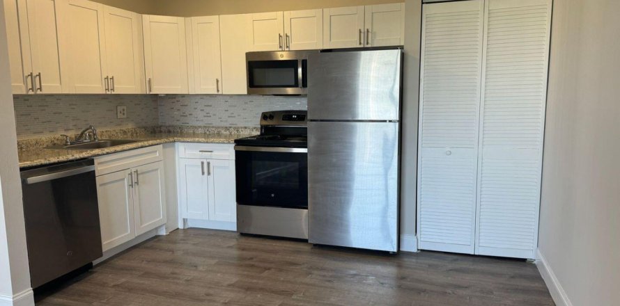 Apartamento en West Palm Beach, Florida 1 dormitorio, 2709.77 m2 № 2171817
