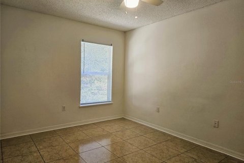 Villa ou maison à louer à Minneola, Floride: 4 chambres, 172.33 m2 № 2318492 - photo 19