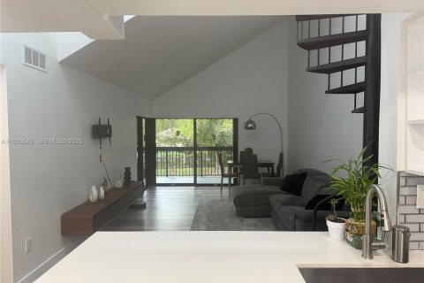 Снять в аренду кондоминиум в Майами, Флорида 2 спальни, 89.37м2, № 1985853 - фото 7