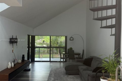 Снять в аренду кондоминиум в Майами, Флорида 2 спальни, 89.37м2, № 1985853 - фото 6