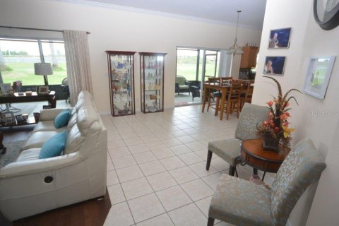 House in Winter Garden, Florida 5 bedrooms, 361.11 sq.m. № 575926 - photo 3
