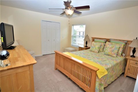 House in Winter Garden, Florida 5 bedrooms, 361.11 sq.m. № 575926 - photo 30