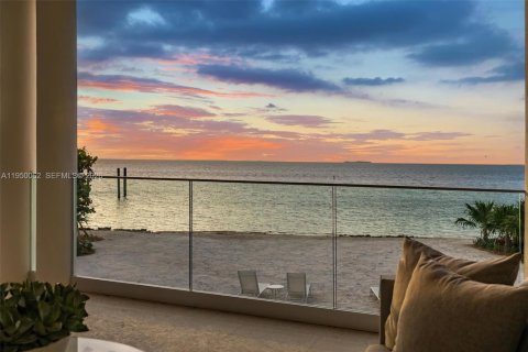 Casa en venta en Islamorada, Village of Islands, Florida, 7 dormitorios № 2006856 - foto 13