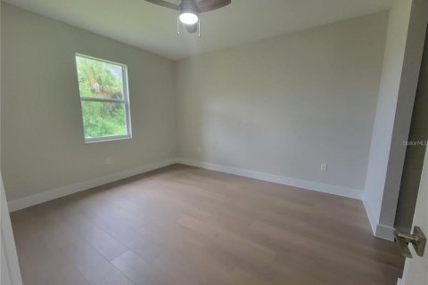 House in North Port, Florida 3 bedrooms, 138.98 sq.m. № 1881121 - photo 20